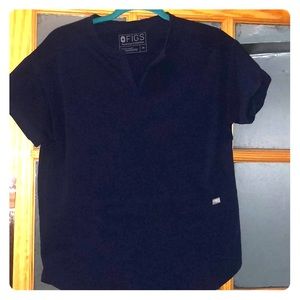 Figs Cayo popover top. Limited edition. Navy xs